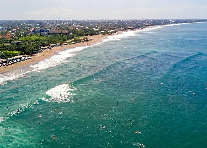 Pratama Canggu ホテル 4*